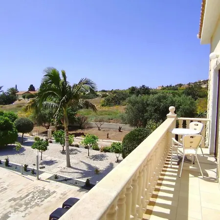 Julia Ii - Luxury Retreat With Sea & Mountain Views