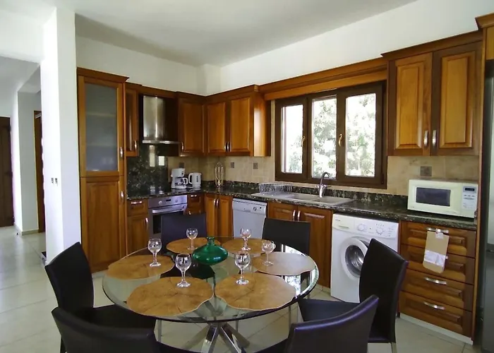 Prázdninový dům Julia Ii - Luxury Retreat With Sea & Mountain Views *